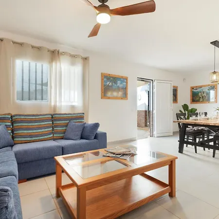 Daire House Lajita