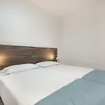 House Apartment *