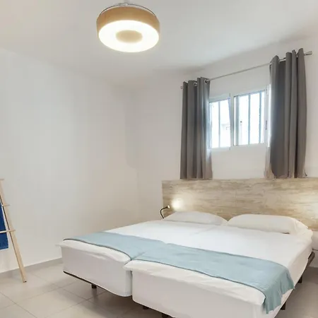 House Apartment *